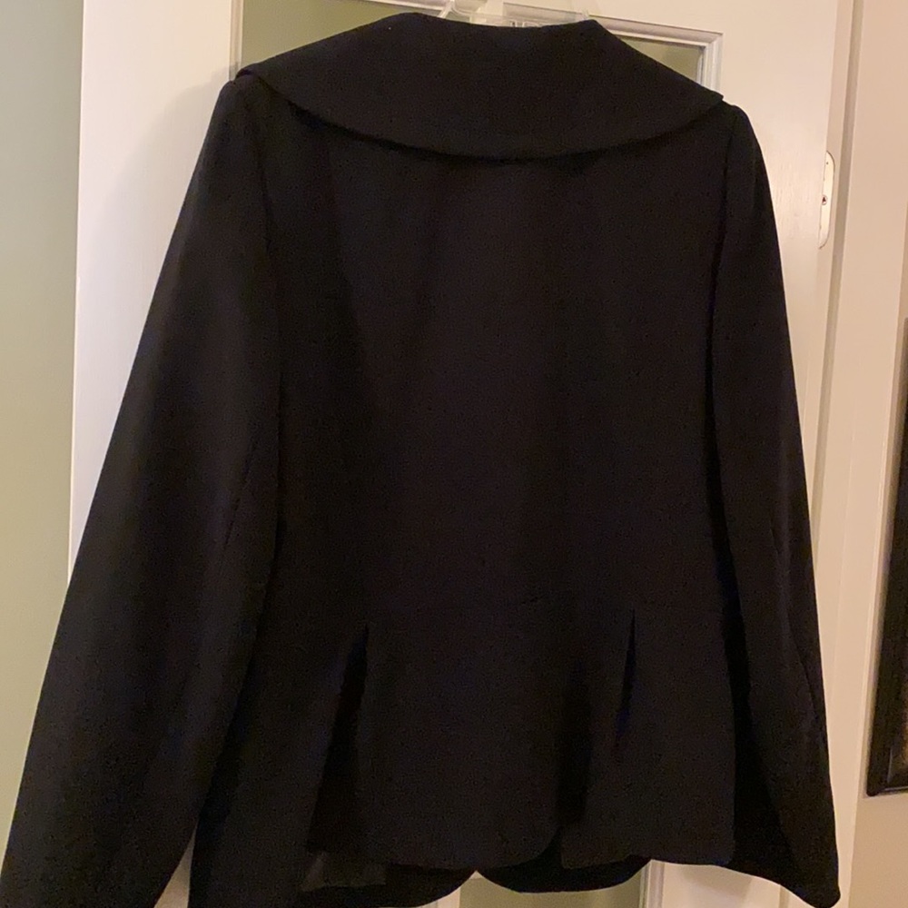 Boutique Essentials Black Blazer - image 3